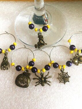 6‑Piece Halloween Drink Marker Set – Wine Glass Charms – Party Décor